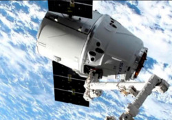SpaceX космос корабель Dragon